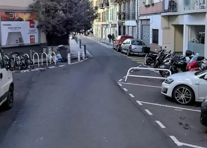 Lumiere Center * Nizza