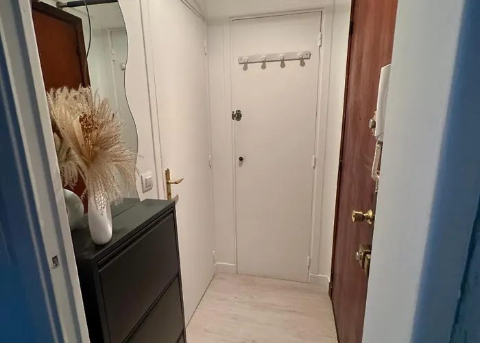 Lumiere Center Apartment